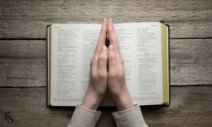 Bible study on prayer with biblical lessons, prayer examples, and practical guidance to strengthen faith and prayer life.
